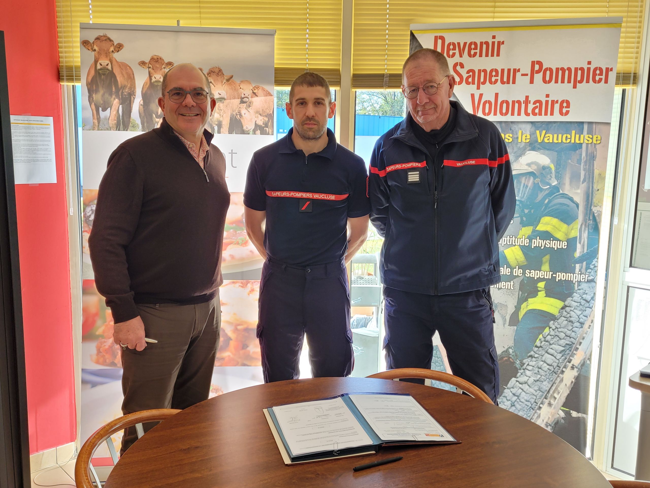 Signature contrat tripartite ActiMeat | fournisseur PAI